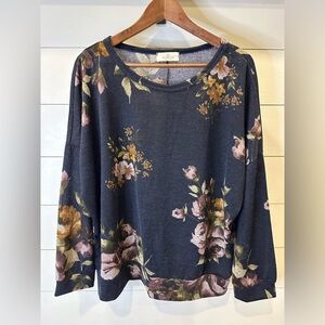 Hopely Navy Floral Lightweight Knit Sweater- size Large